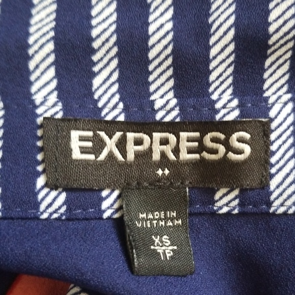 Express Dress - Picture 3 of 3